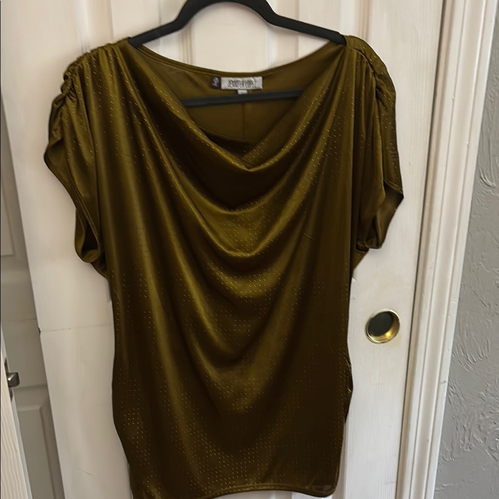 Elegant Olive Green Women's Top